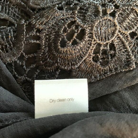 Line Dot Women’s Black Lace Button Down size M - Picture 6 of 8